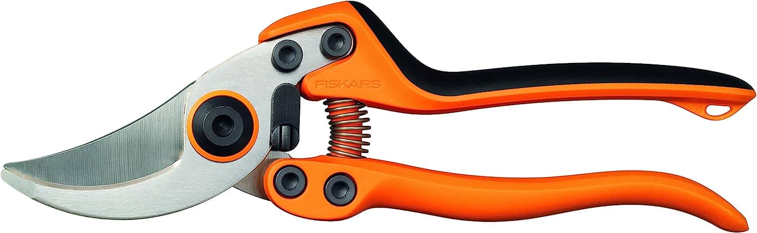 Fiskars Profi Bypass-Gartenschere für frische Äste und Zweige, Hochwertige Stahl-Klingen, Länge: 21 cm, Schwarz/Orange, PB-8 L, 1020203